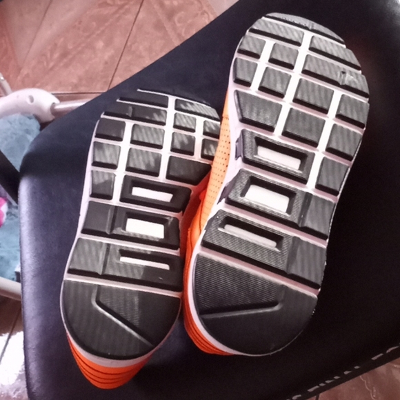 Gucci low top sneakers - Picture 4 of 4